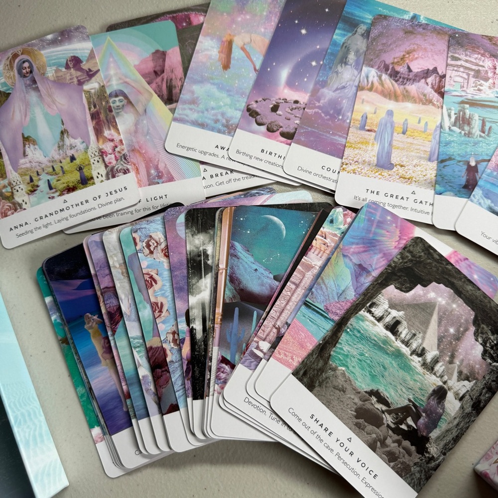 Work Your Light Oracle Cards & Guidebook - Picture 4 of 8
